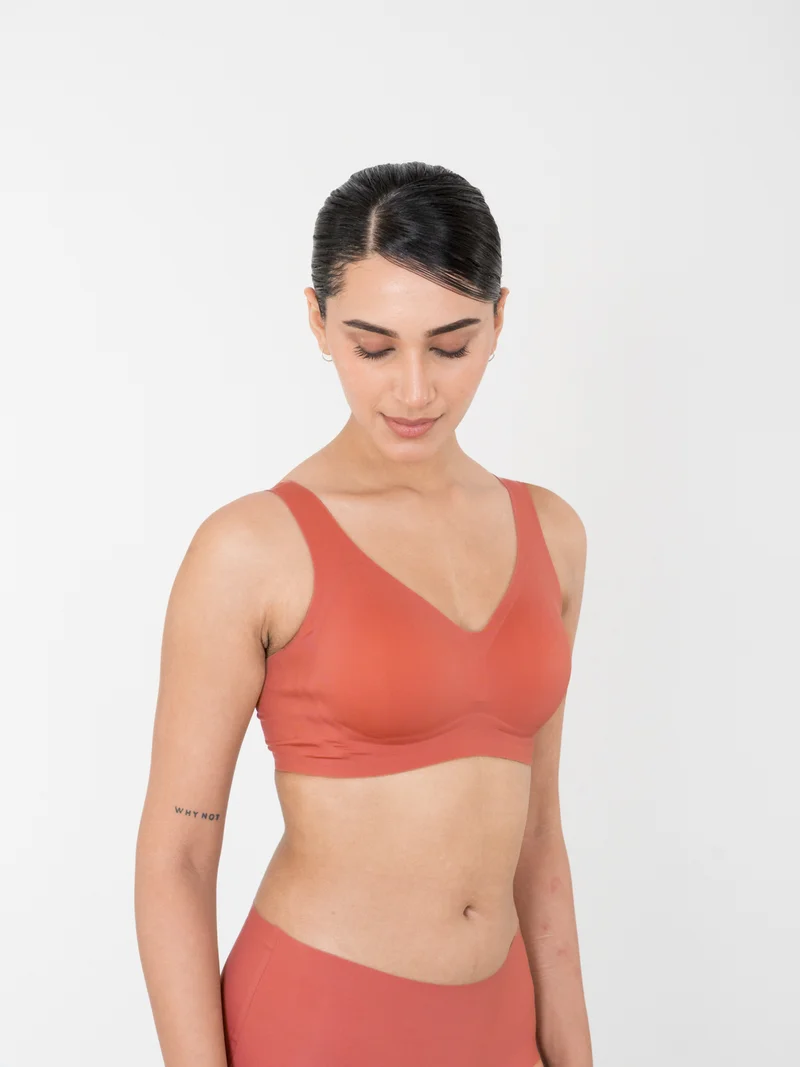 Shapercult Store Skyn Full Coverage Bra in Iris Red for Women